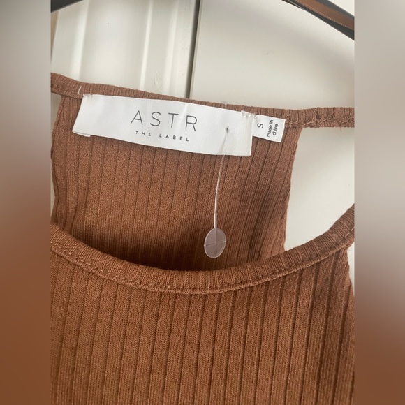 NEW -  ASTR The Label Brown Halter Neck Long Sleeve Cutout Bodysuit Size Small - Picture 7 of 10